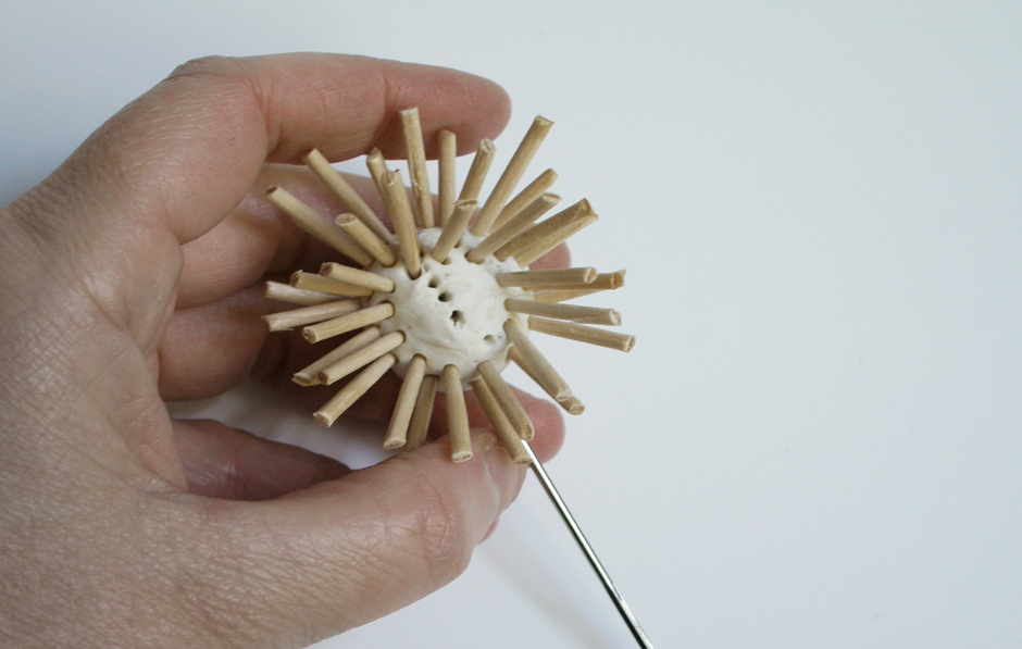 go_dandelion_brooch_design_01